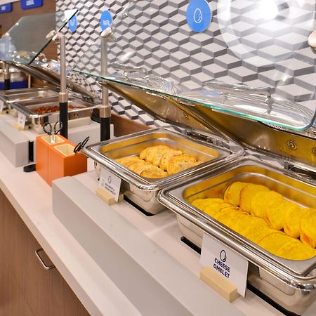 홀리데이 인 익스프레스 호텔 앤 스위트 메리스빌 매리스빌 외부 사진
